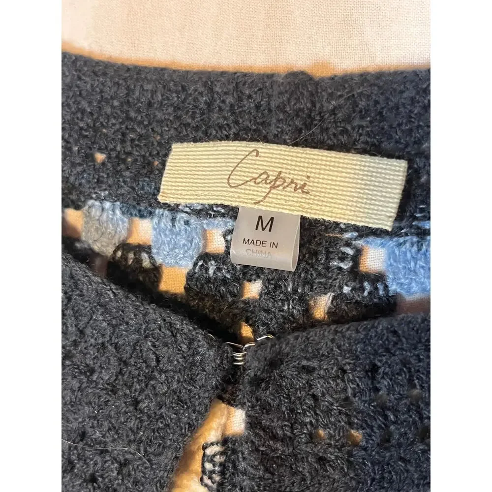 Capri this blue